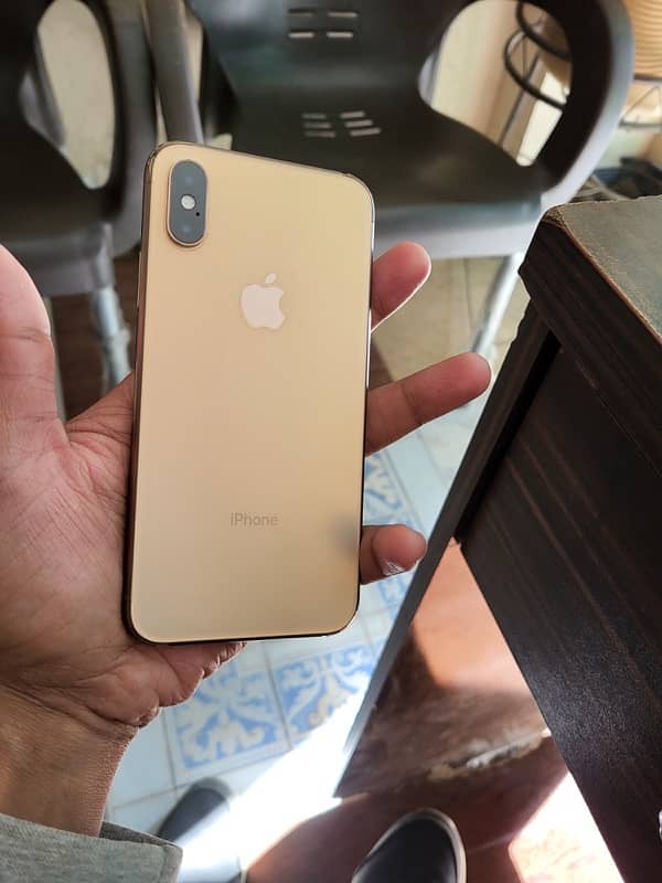 iPhone XS (64 GB) 1