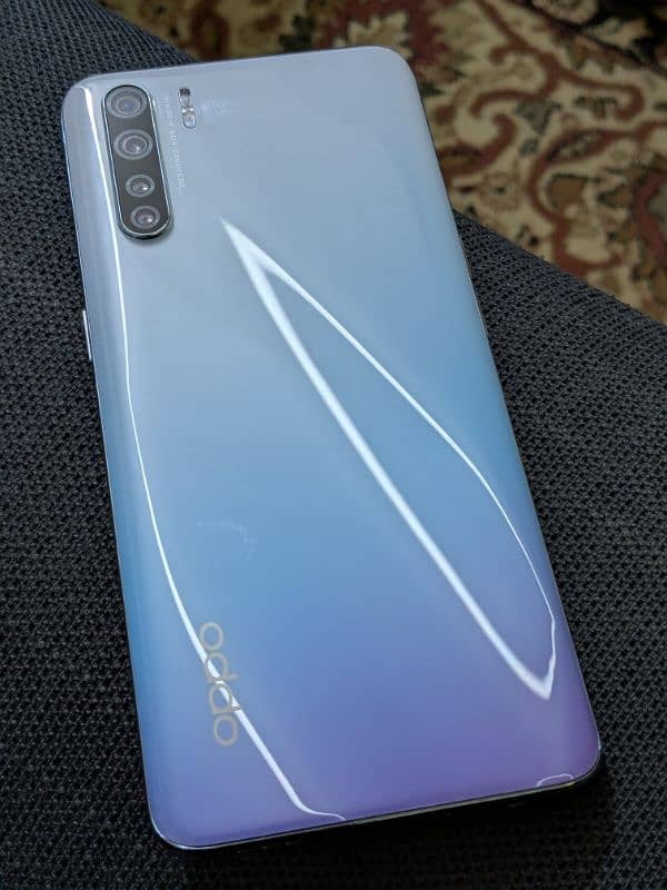 OPPO F 15 0