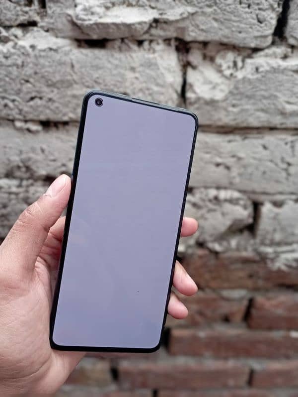 OnePlus 9 16gb / 128 gb 3