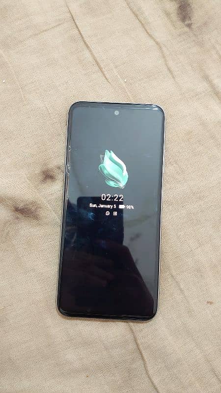 Infinix smart 9 8/128gb 20 days used 0