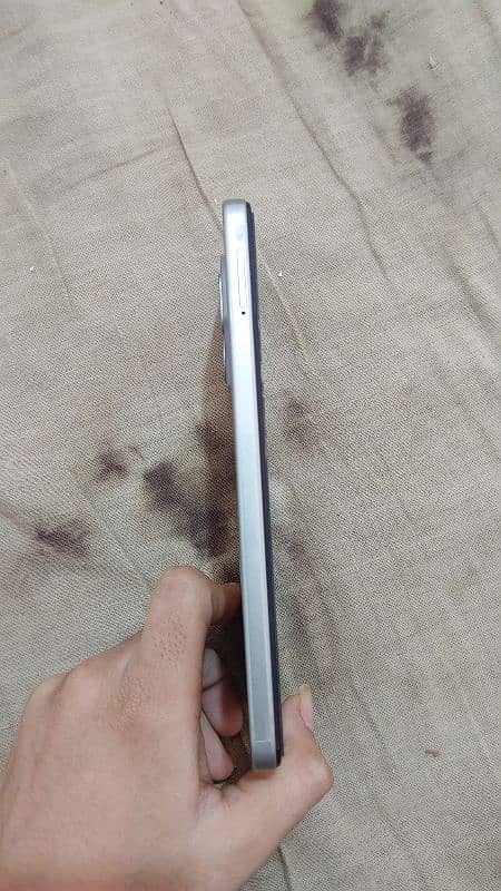 Infinix smart 9 8/128gb 20 days used 1