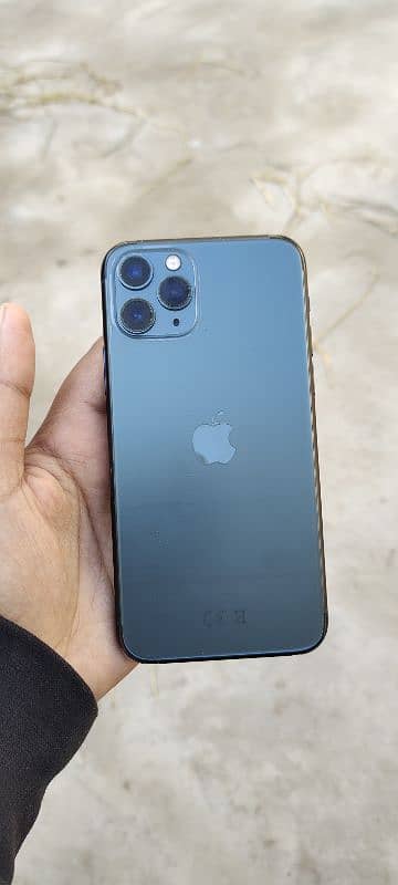 iPhone 11 pro Factory unlocked 7