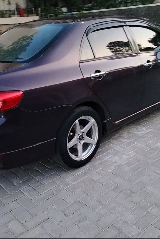 Toyota Corolla GLI 2012 13