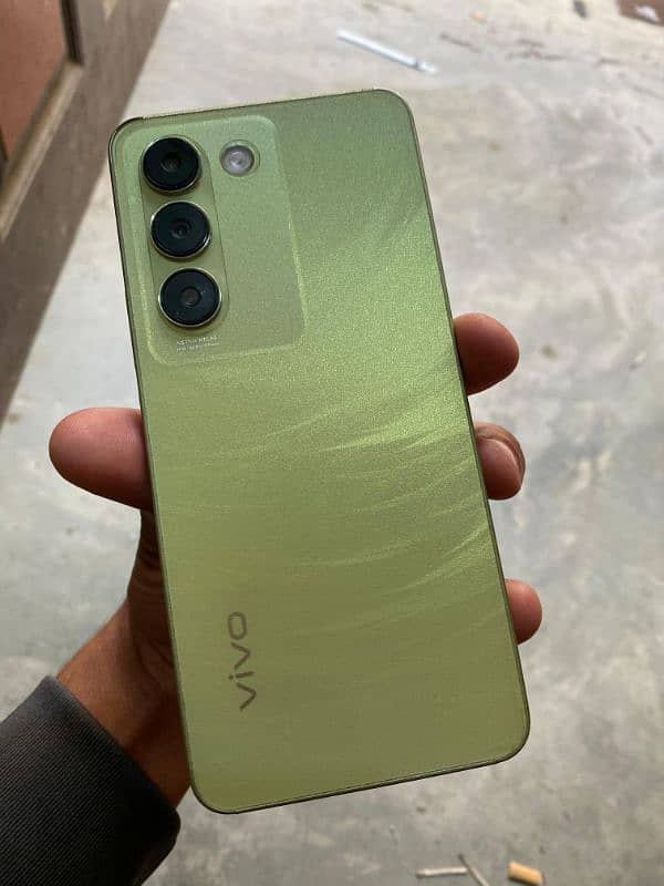 vivo y100 0