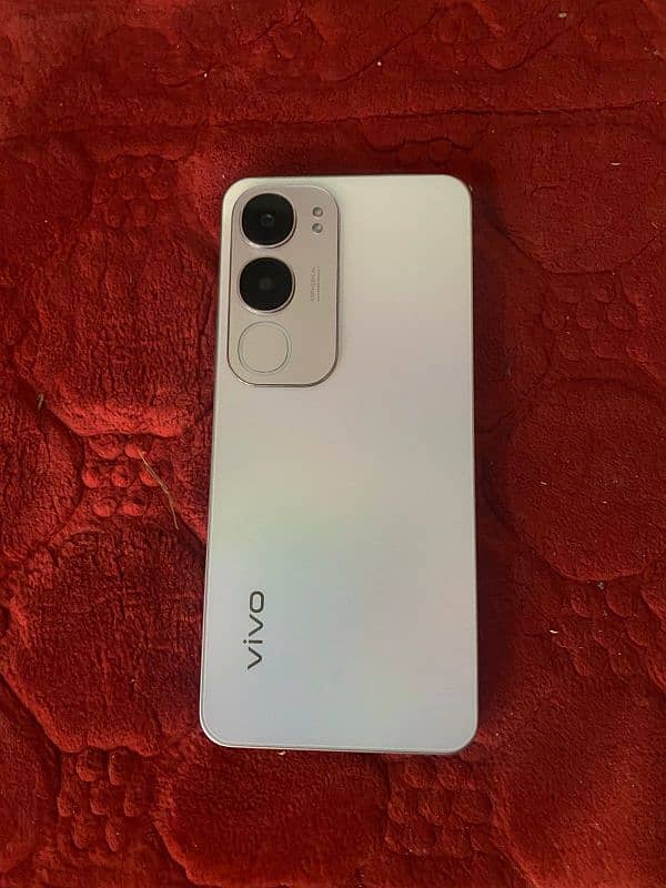 Vivo Y19s 6/128GB box open on 4 January 2025 2