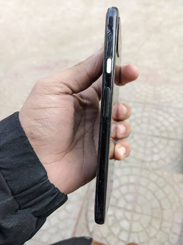 pixel 4xl 6/64 with box 1