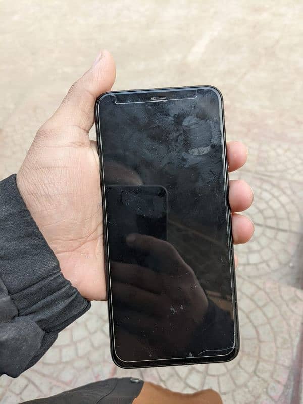 pixel 4xl 6/64 with box 2