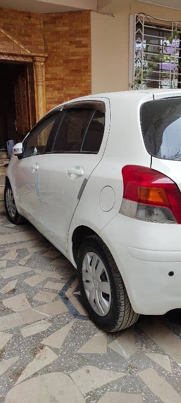 Toyota vitz 5