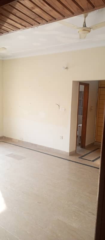 One kanal upper porsh for rent in gulshan abad 7