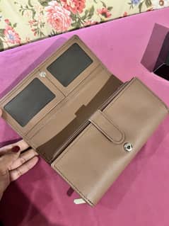 HUB Leather Wallet