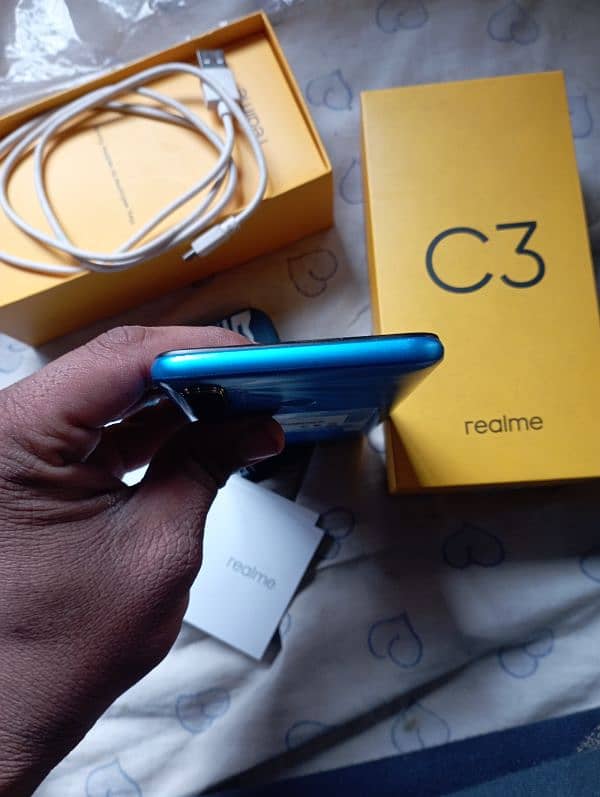 realme c3 3/32 gaming phone. (03416735036) 8