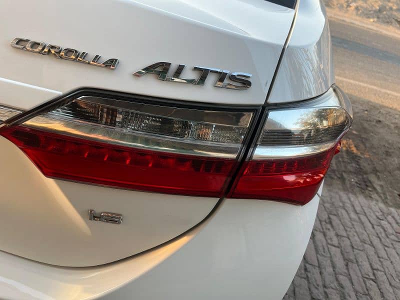 Toyota Corolla Altis 2018 6