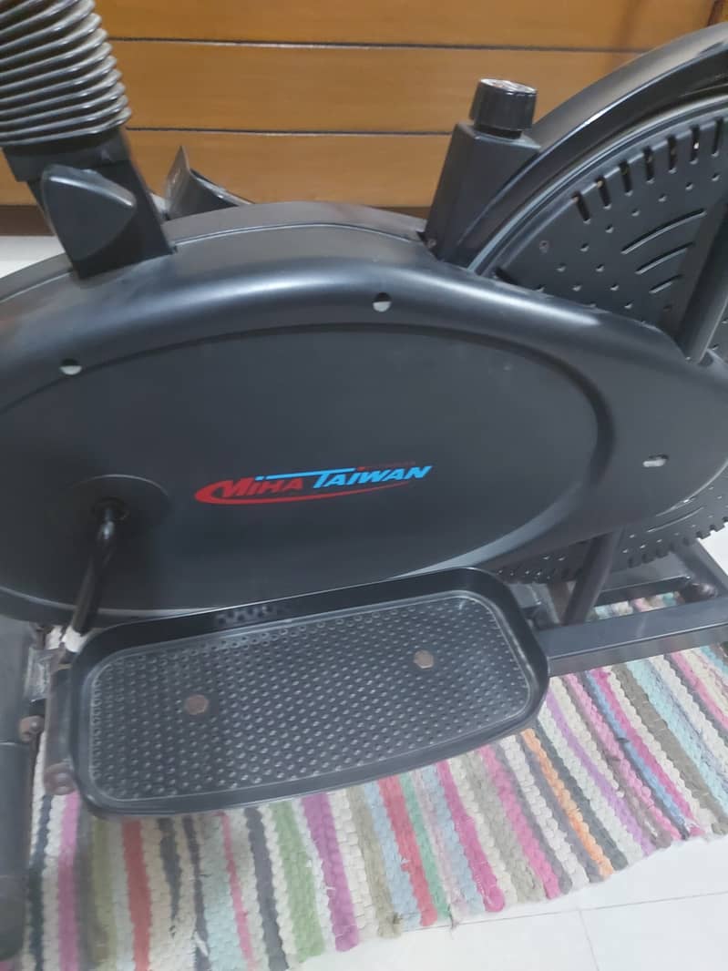 Good condition Exercise Bike 4