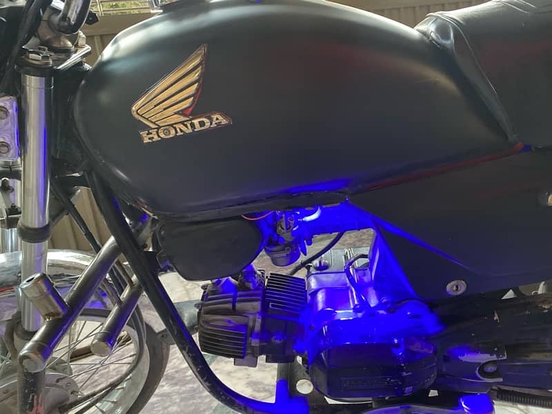 HONDA CD 100 ATLAS 11