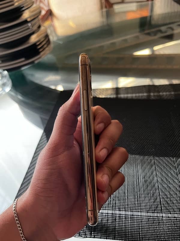 iPhone 11 pro PTA APPROVED 5