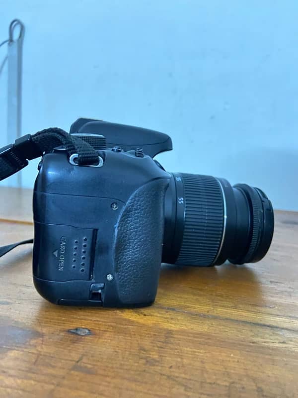 canon EOS 750D 2