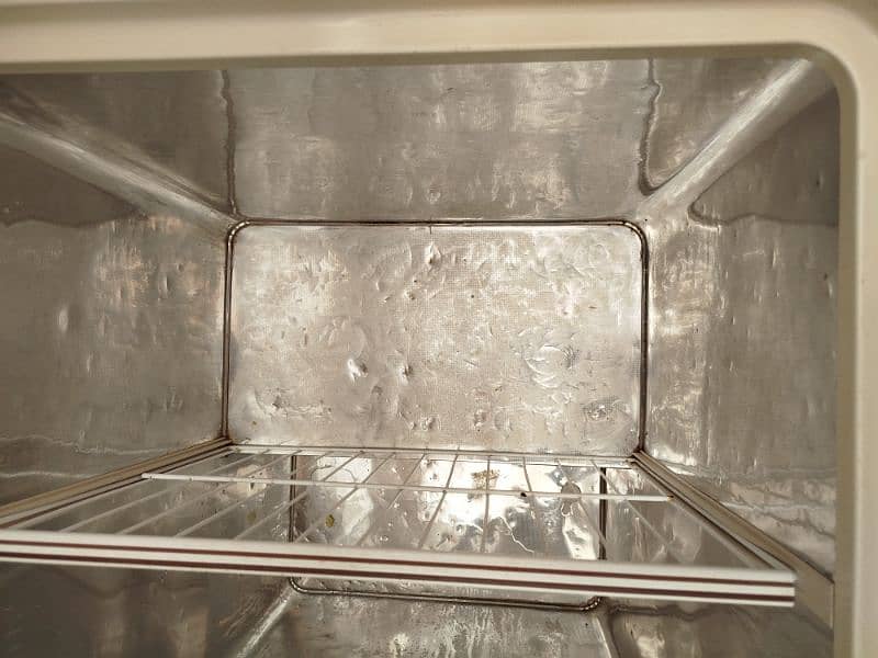 Dawalance 2 Door Deep Freezer 9