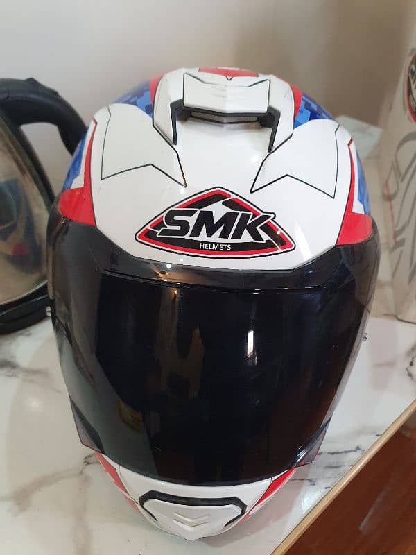 SMK helmet 1