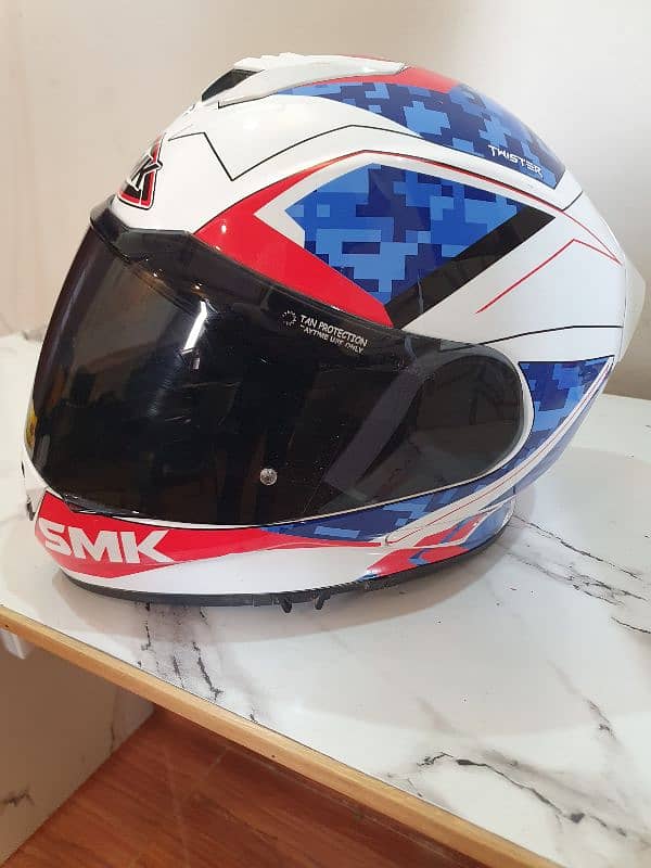 SMK helmet 2