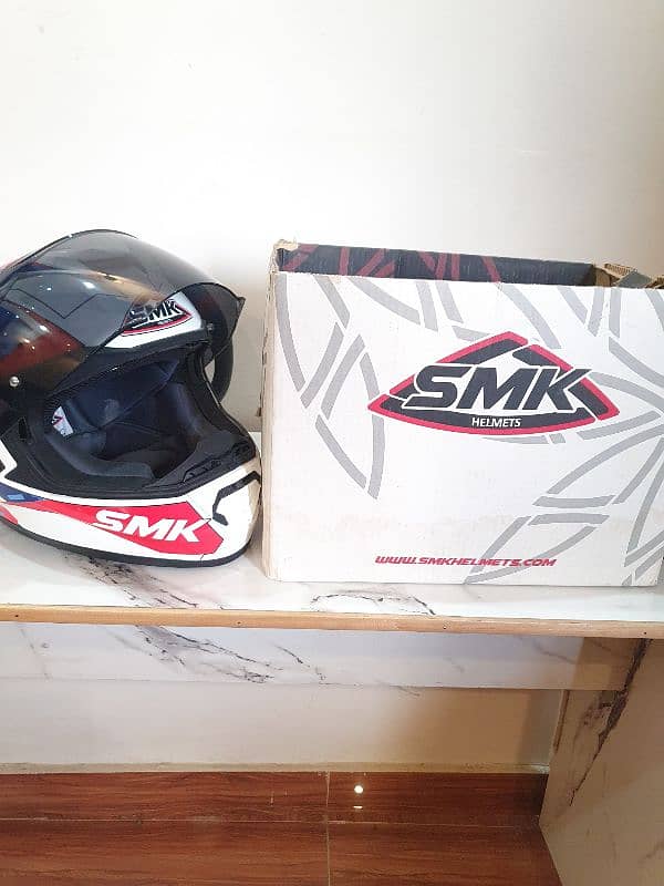 SMK helmet 5