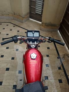 New Model Honda 125 Urgent Sale