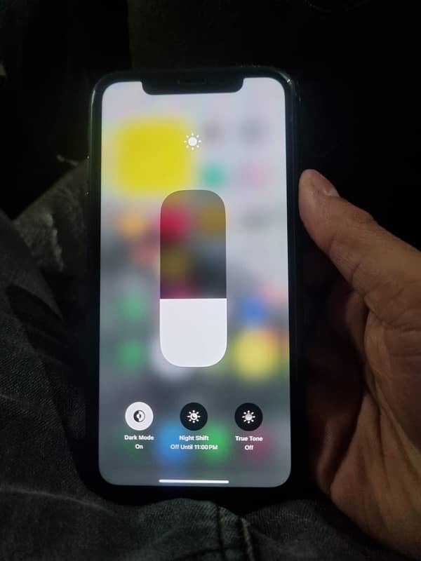 i am selling my iPhone XR 6