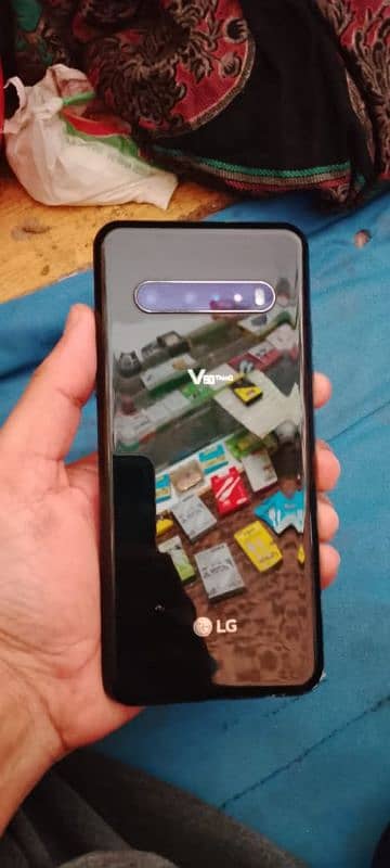 LG V60 THINQ 4