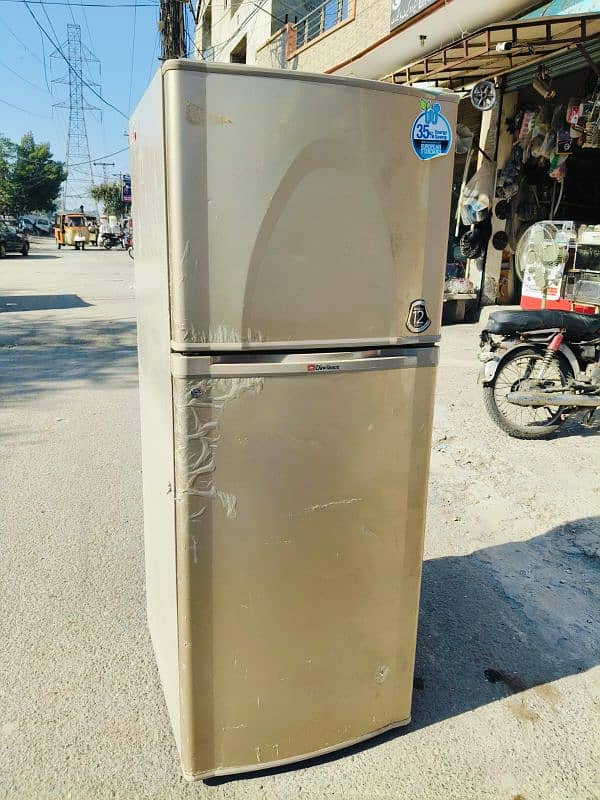 Dolan's fridge LVS good condition ()03210807777 2