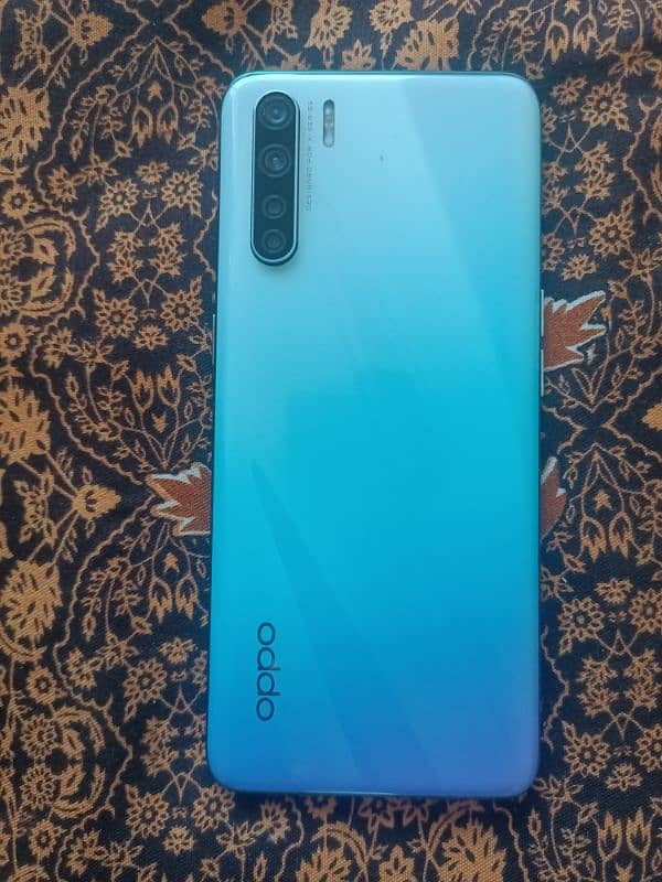 oppo f15 8/128 mein like a new condition official PTA approved hai 0