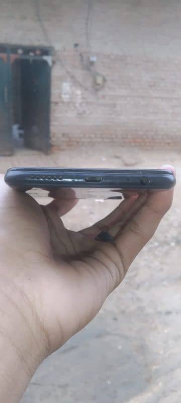 I AM SELLING INFINIX SMART 3 0