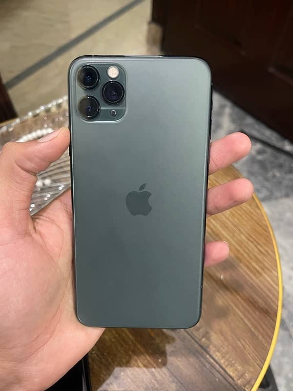 iphone 11 pro max 2