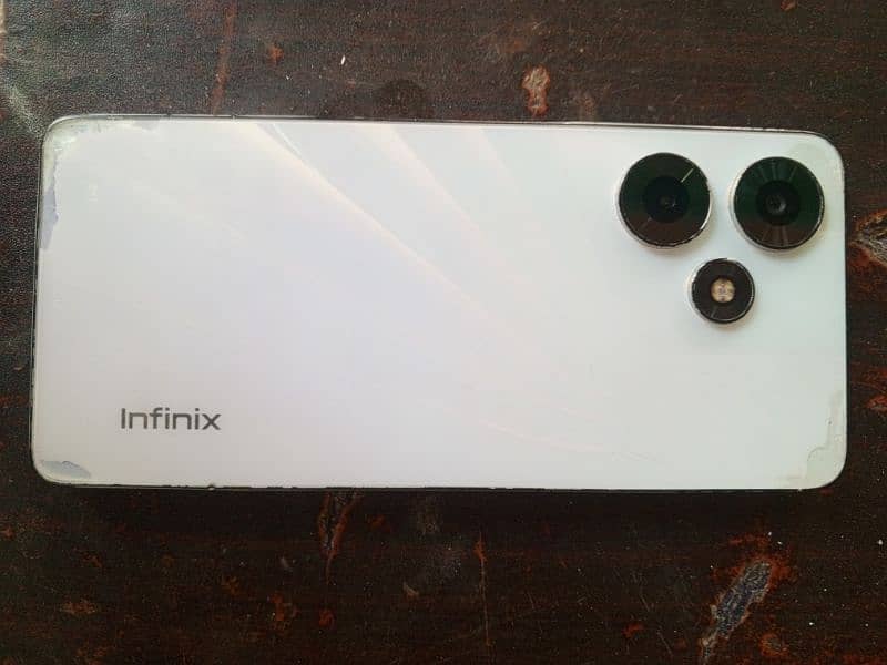 Infinix Hot 30 1