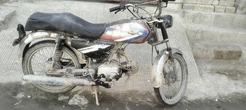 Honda CD 70 choha Tanki 2