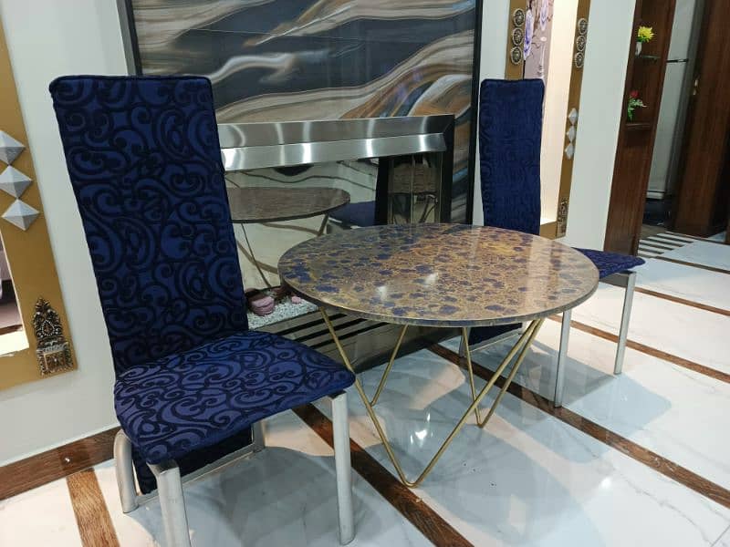 Wooden table with 2 chairs. Royal blue colour 6