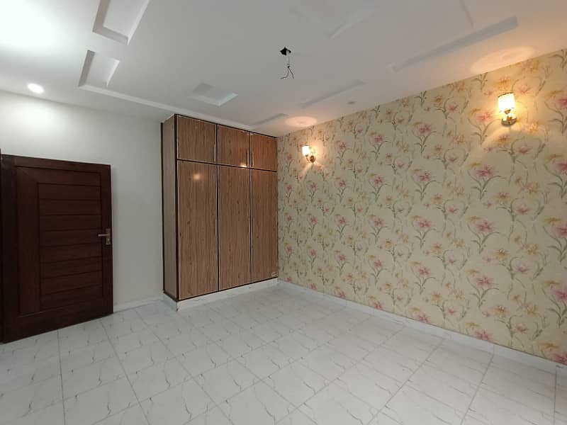 10 Marla Nasheman-e-Iqbal Housing Society Phase 1 for Sale Very Beautiful Luxury Brand New Spanish House Near Park, Commercial Market, Very Super Hot Location Easy Access Through Main Boulevard Road 42