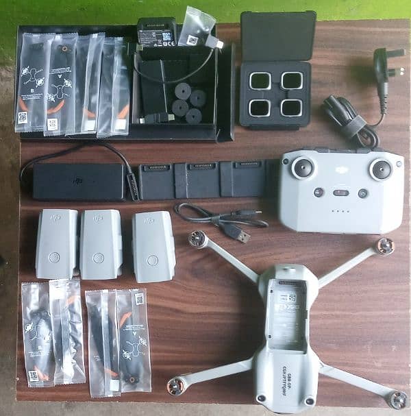 DJI DRON Air 2s & RC Smart controller sell urgent 4