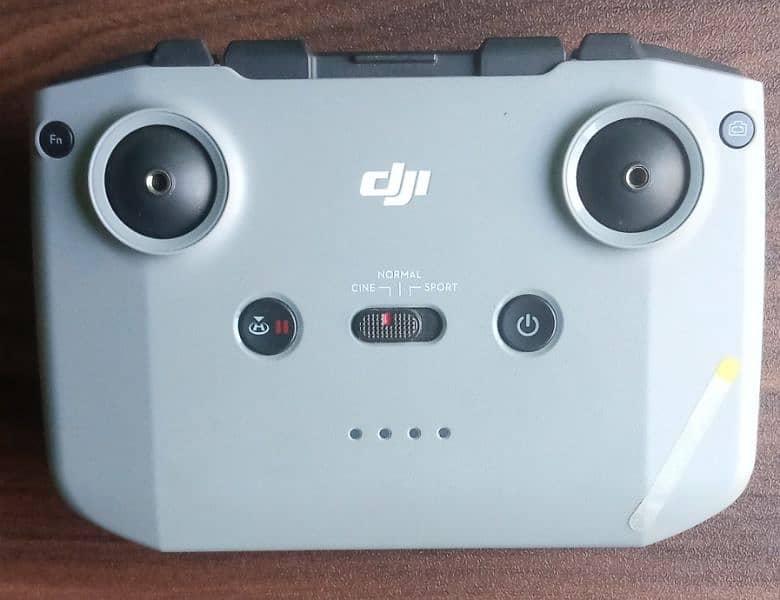 DJI DRON Air 2s & RC Smart controller sell urgent 7