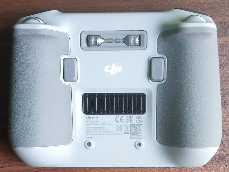 DJI DRON Air 2s & RC Smart controller sell urgent 14