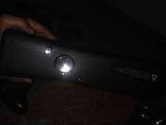 Xbox 360. . With 3 Cantrolar wirless