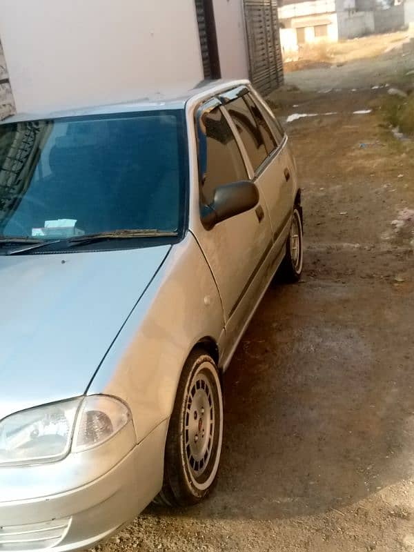 Suzuki cultus 3