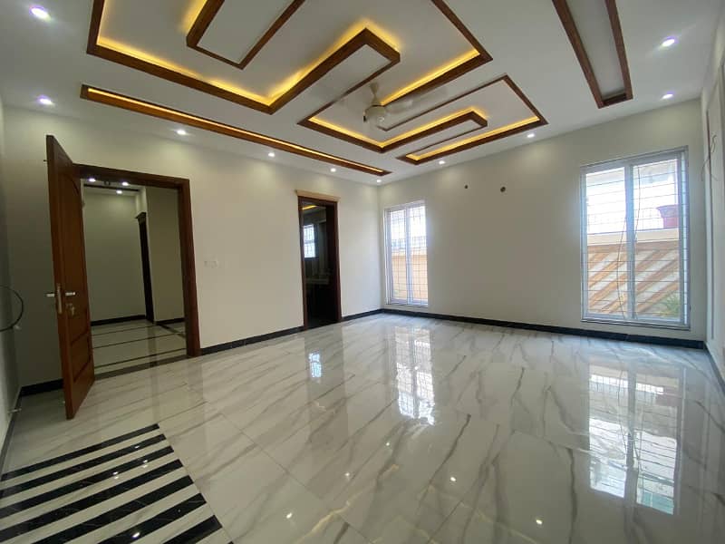 2 Kanal Brand New House For Sale In Valentine Town D Block 8