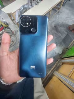 zte 4+ram=64 gb 10 by 10 condition