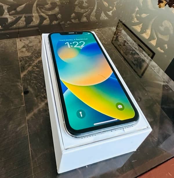 iphone x 256 gb pta approved box and charger 0