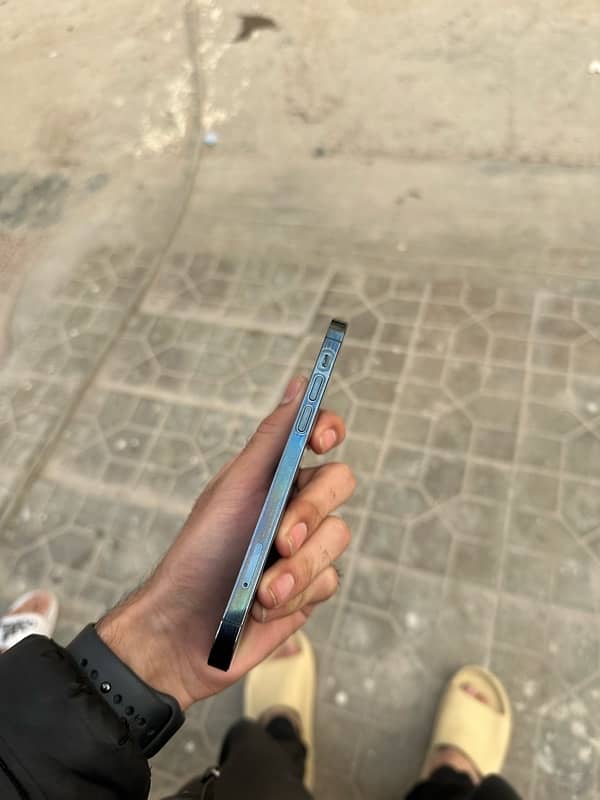 IPHONE 12 PRO PTA 3