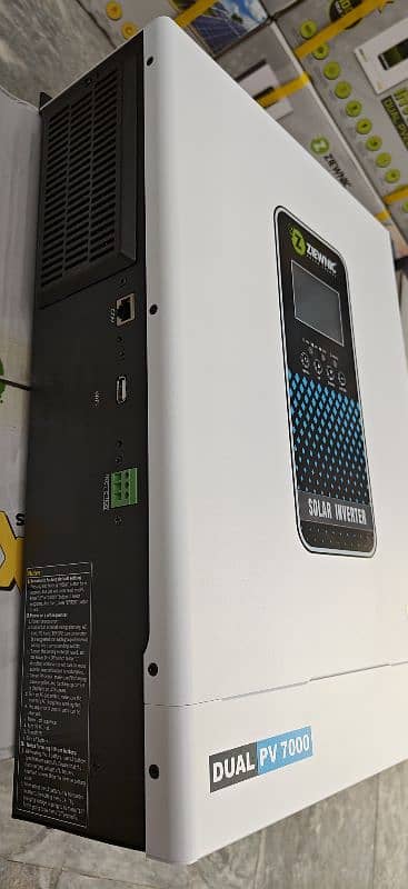 Ziewnic Max Series Dual PV7000 5.5KW Solar Hybrid Inverter 3