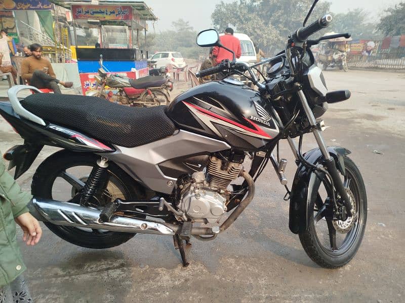 HONDA CB 125F 2019 MODEL 7