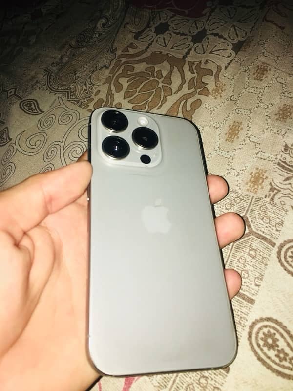 Iphone 15 pro 2