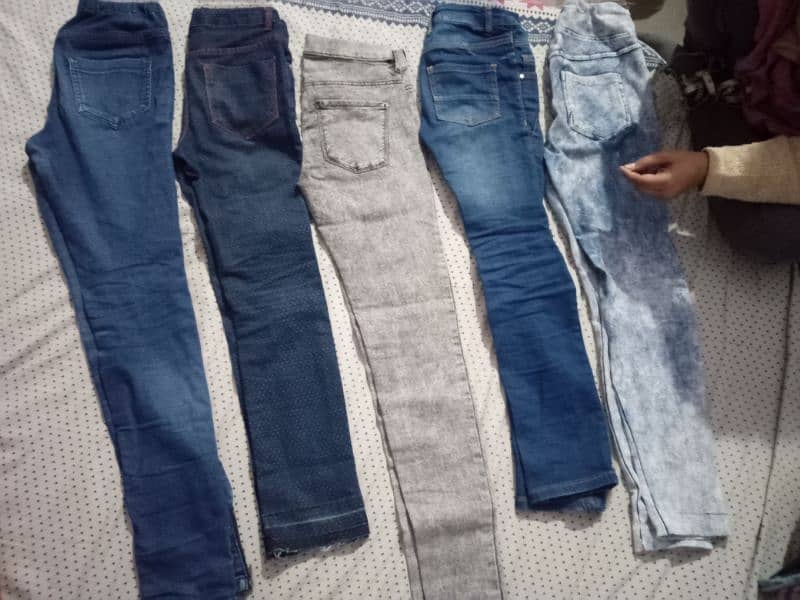 3 Adult jeans in 1000 4