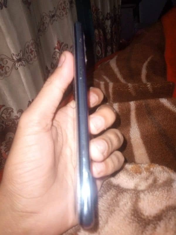 oppo Reno4 8+3/128panel new lagna hai PTI approve hai 2