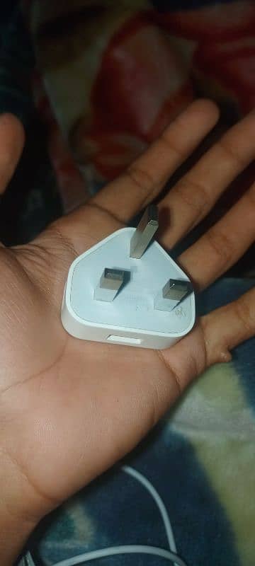 apple charger with cable brand new condition 0